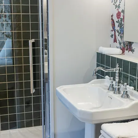 Chateau Senejac 招待所