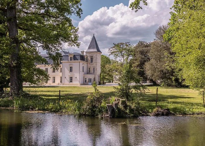 Chateau Senejac 3* Le Pian-Médoc