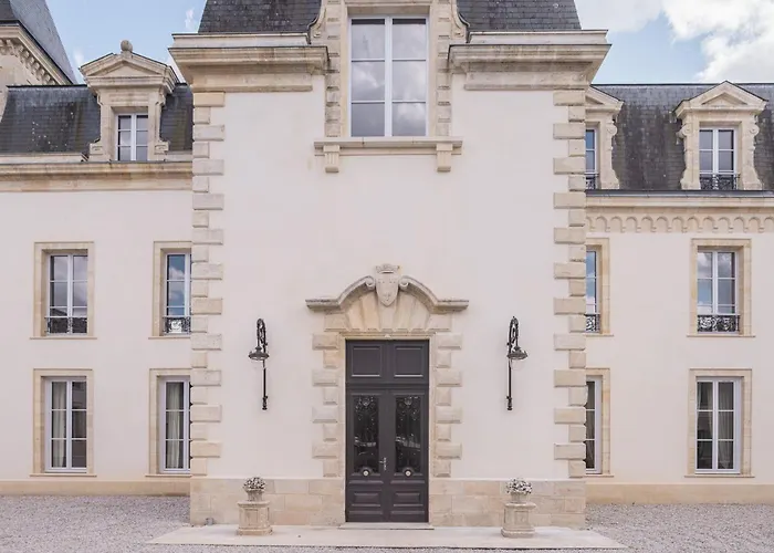 Chateau Senejac Ле-Пьян-Медок